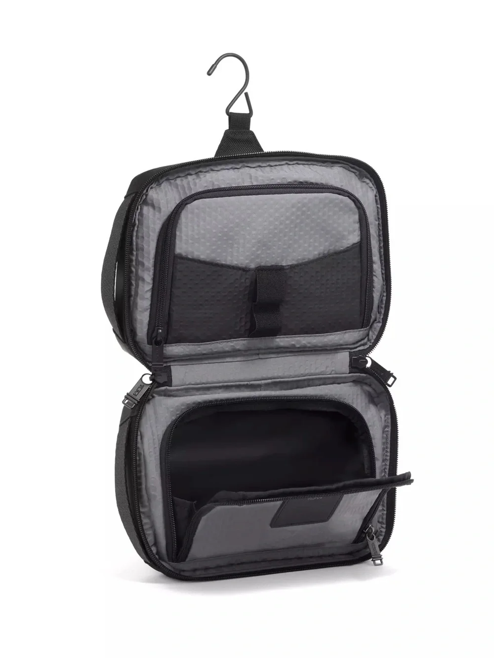 Tumi dimensions exterior